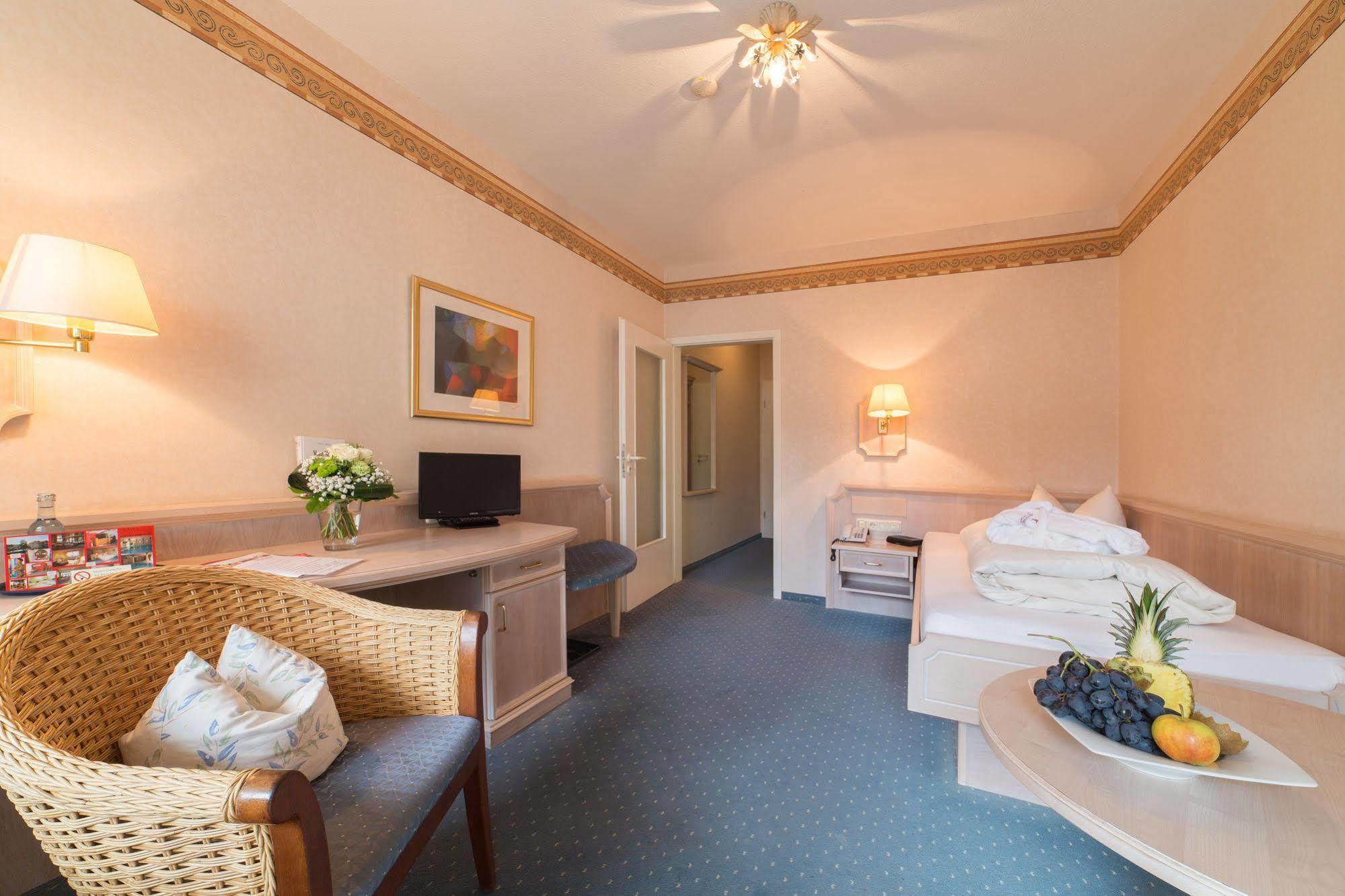 Hotel Bayernwinkel - Yoga & Ayurveda Bad Wörishofen Esterno foto